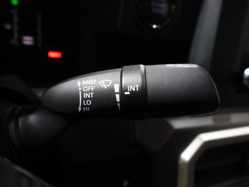 Used 2024 Toyota Tacoma SR5 AWD/4WD image 36