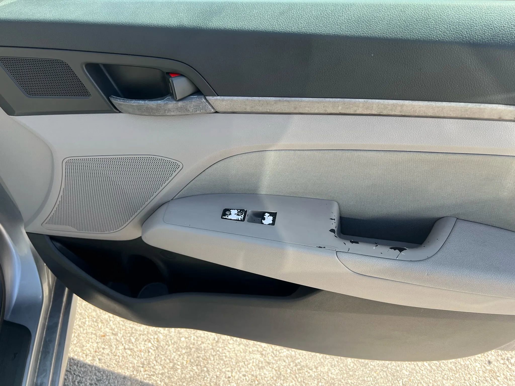 Used 2017 Hyundai Elantra SE image 22