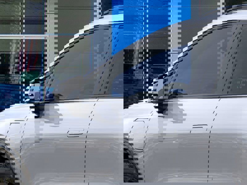 New 2025 Chevrolet Equinox EV RS w/ Convenience Package II image 12