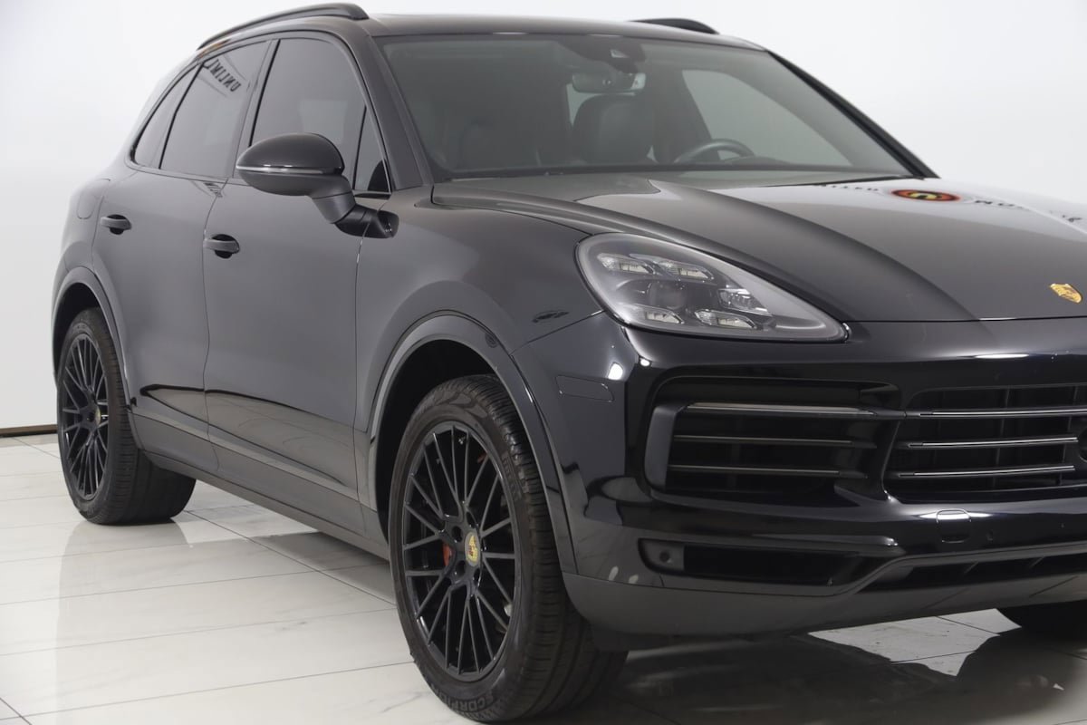 Used 2022 Porsche Cayenne AWD/4WD image 47