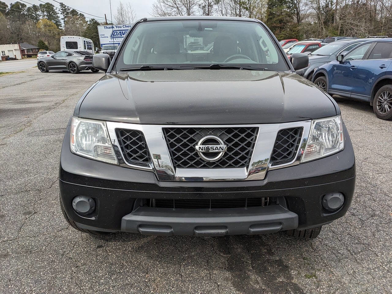 Used 2012 Nissan Frontier SV image 9