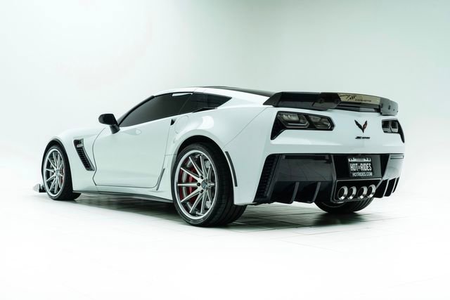 Used 2016 Chevrolet Corvette Z06 w/ 3LZ Preferred Equipment Group image 19