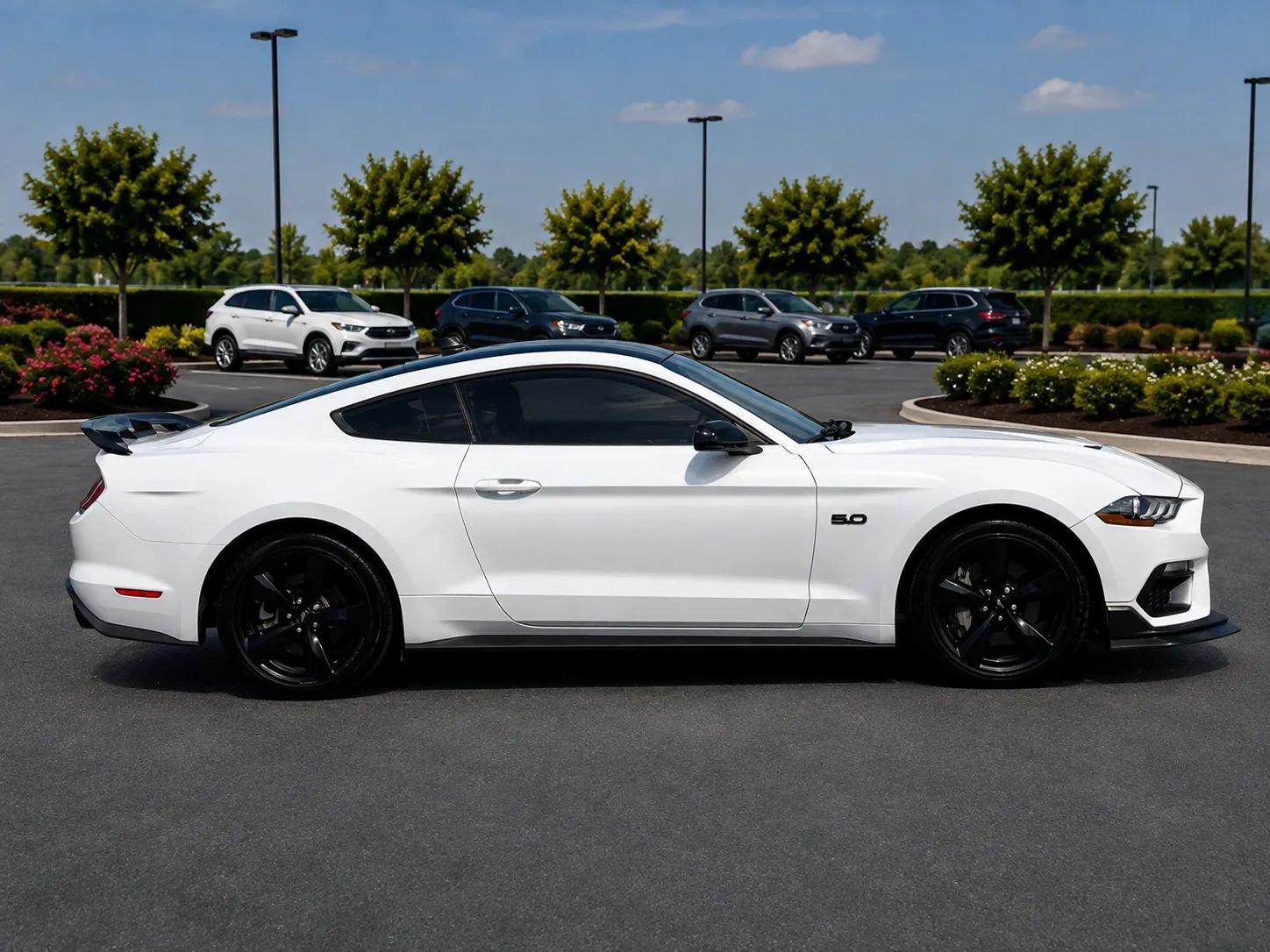 Used 2021 Ford Mustang GT Premium w/ Black Accent Package RWD image 6