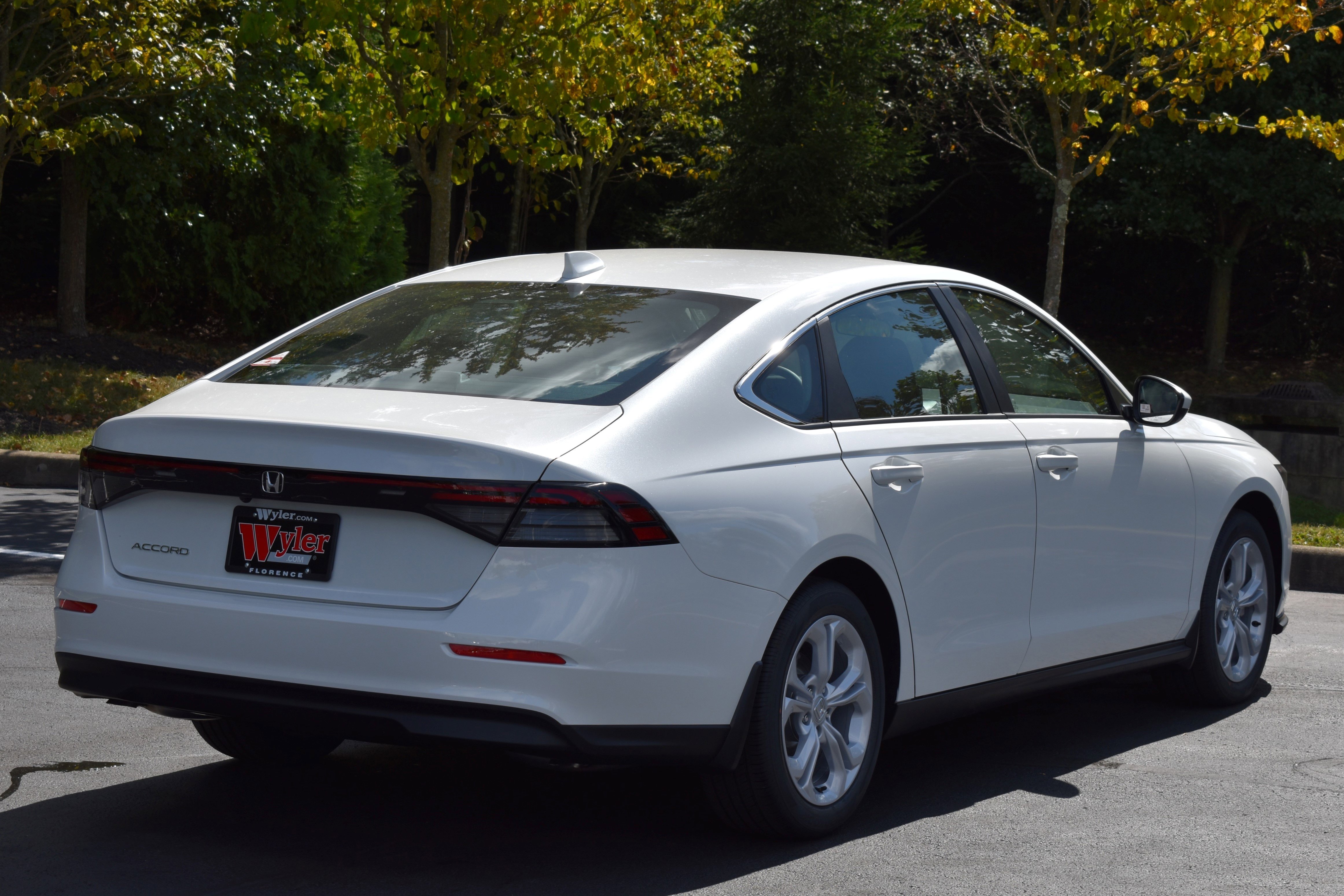 New 2025 Honda Accord LX image 9