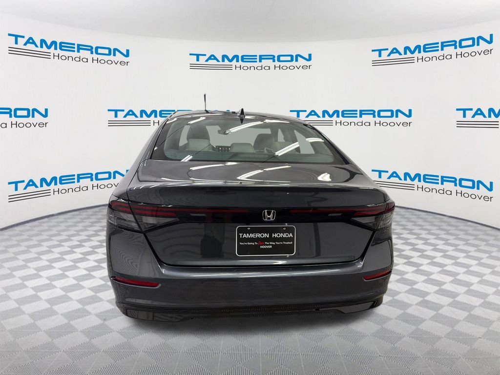 Used 2024 Honda Accord Touring image 4