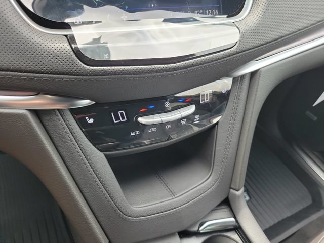 New 2026 Cadillac XT5 Luxury w/ LPO, Floor Liner Package AWD/4WD image 15