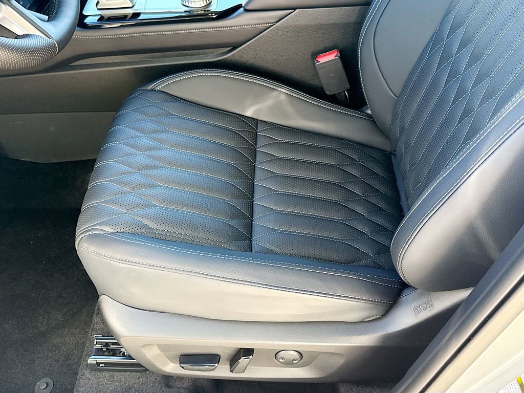 New 2026 Mitsubishi Outlander SEL image 20