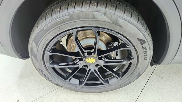 Used 2019 Porsche Cayenne image 56