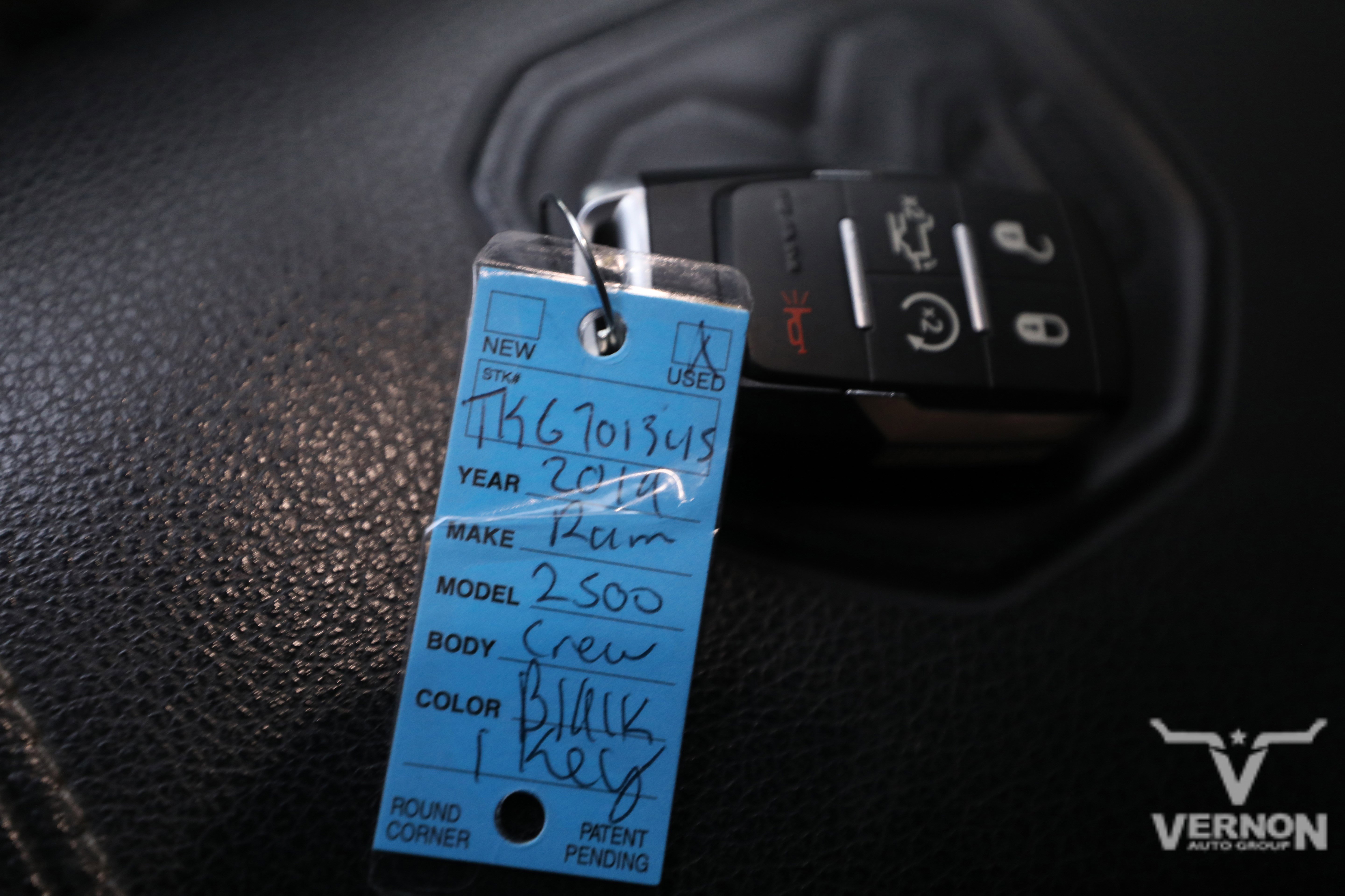 Used 2019 RAM 3500 Laramie image 13