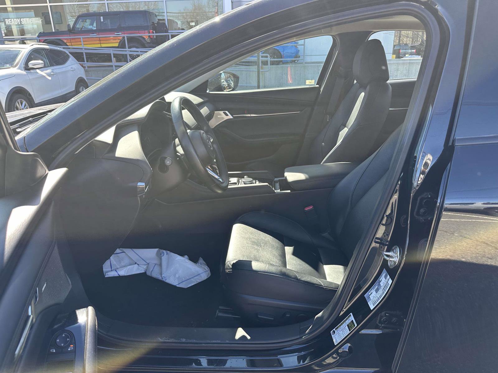 Used 2020 MAZDA MAZDA3 Premium Package image 16