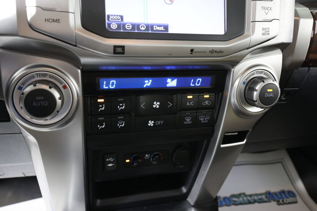 Used 2015 Toyota 4Runner Limited AWD/4WD image 36