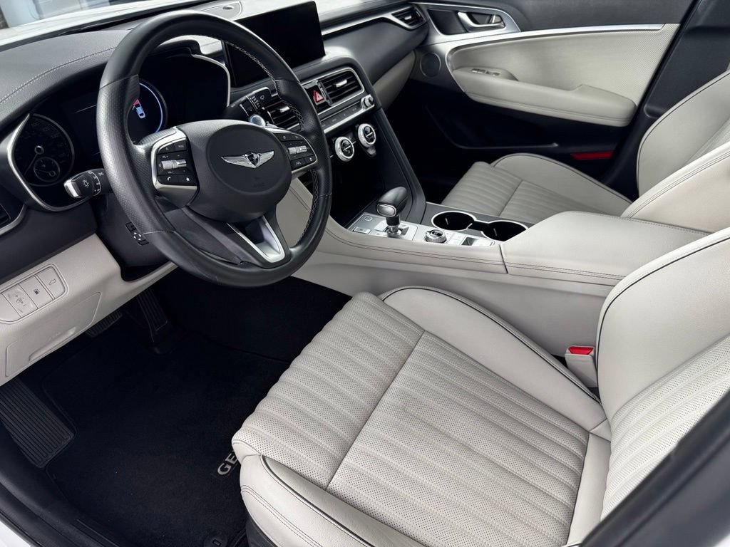 Used 2022 Genesis G70 2.0T w/ Prestige Package AWD/4WD image 13