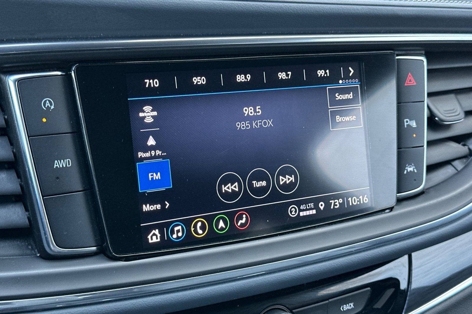 Used 2024 Buick Enclave Premium image 26