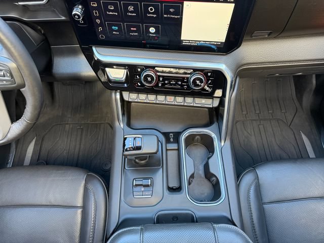 Used 2023 GMC Sierra 1500 Denali w/ Denali Reserve Package AWD/4WD image 11