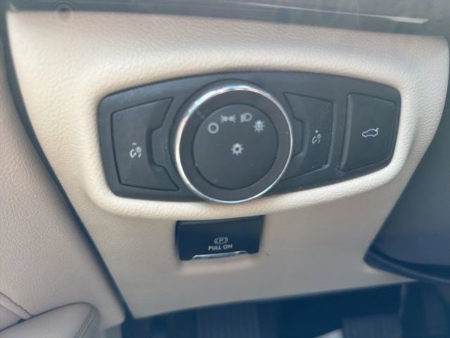 Used 2017 Lincoln MKZ Reserve FWD image 22
