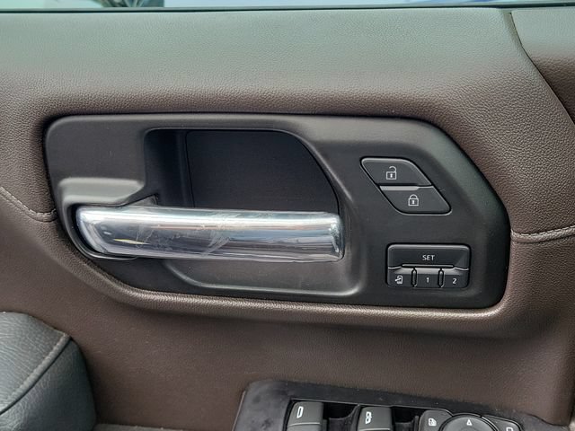 Used 2019 GMC Sierra 1500 Denali w/ Denali Ultimate Package AWD/4WD image 19