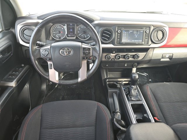 Used 2017 Toyota Tacoma SR5 w/ Tow Package AWD/4WD image 10