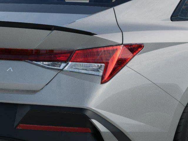 New 2026 Hyundai Elantra SEL Sport Premium FWD image 18