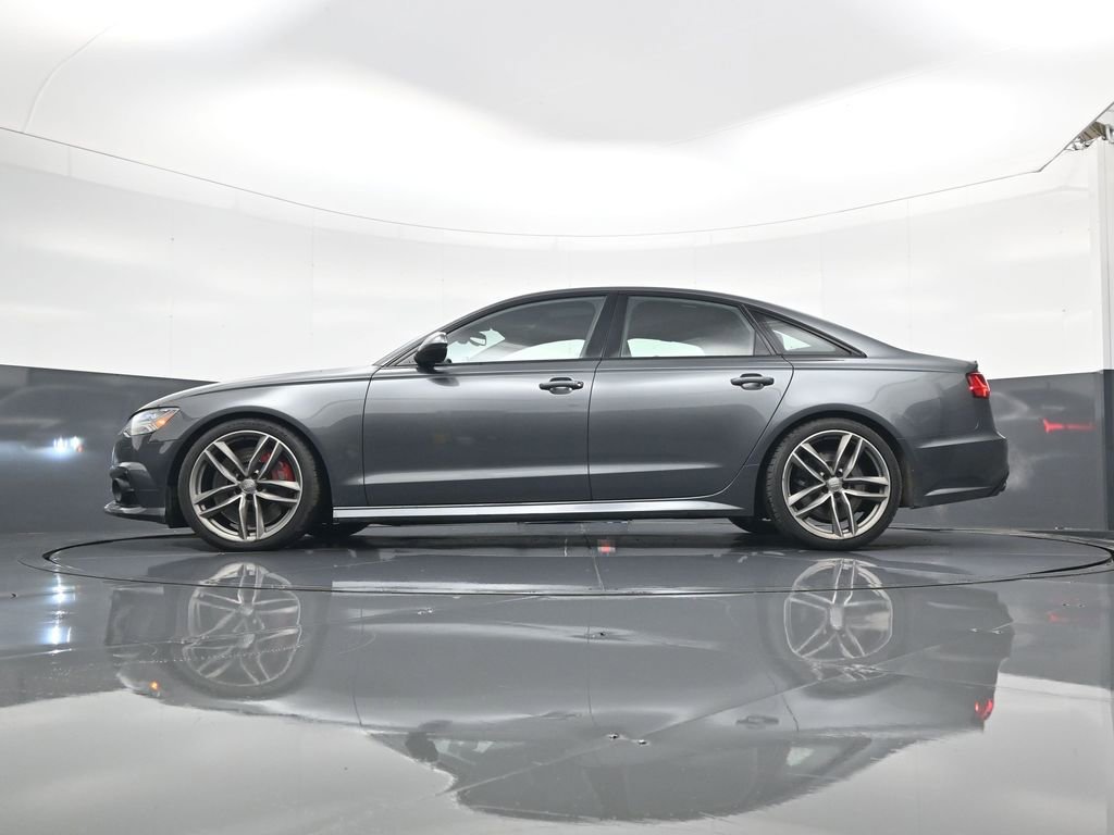 Used 2017 Audi S6 Prestige w/ Prestige Package image 23