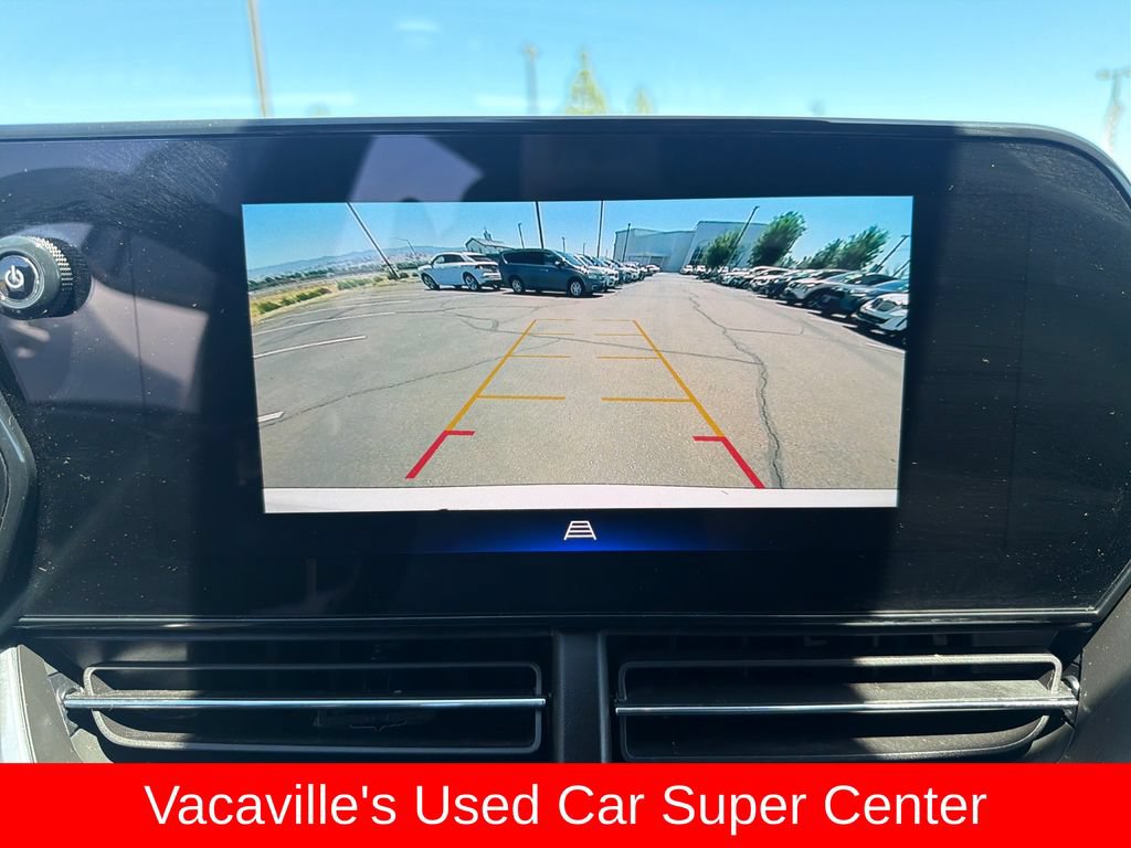 Used 2025 Chevrolet Trax RS w/ Sunroof Package FWD image 20