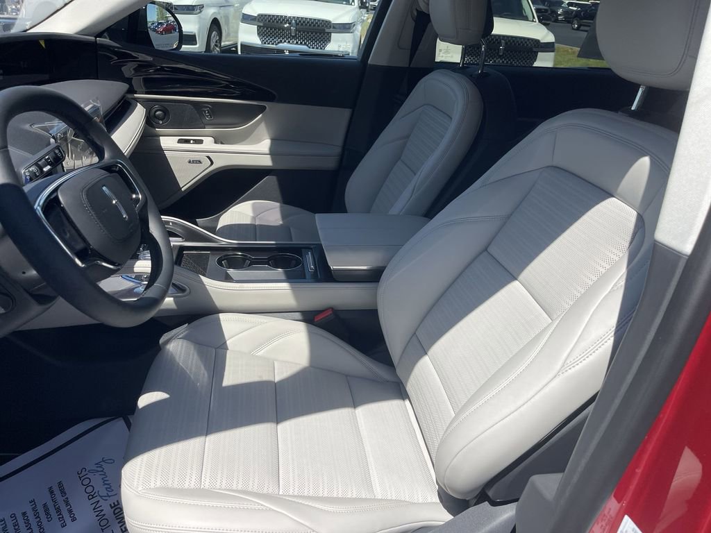 New 2026 Lincoln Nautilus Reserve w/ Jet Appearance Package AWD/4WD image 17