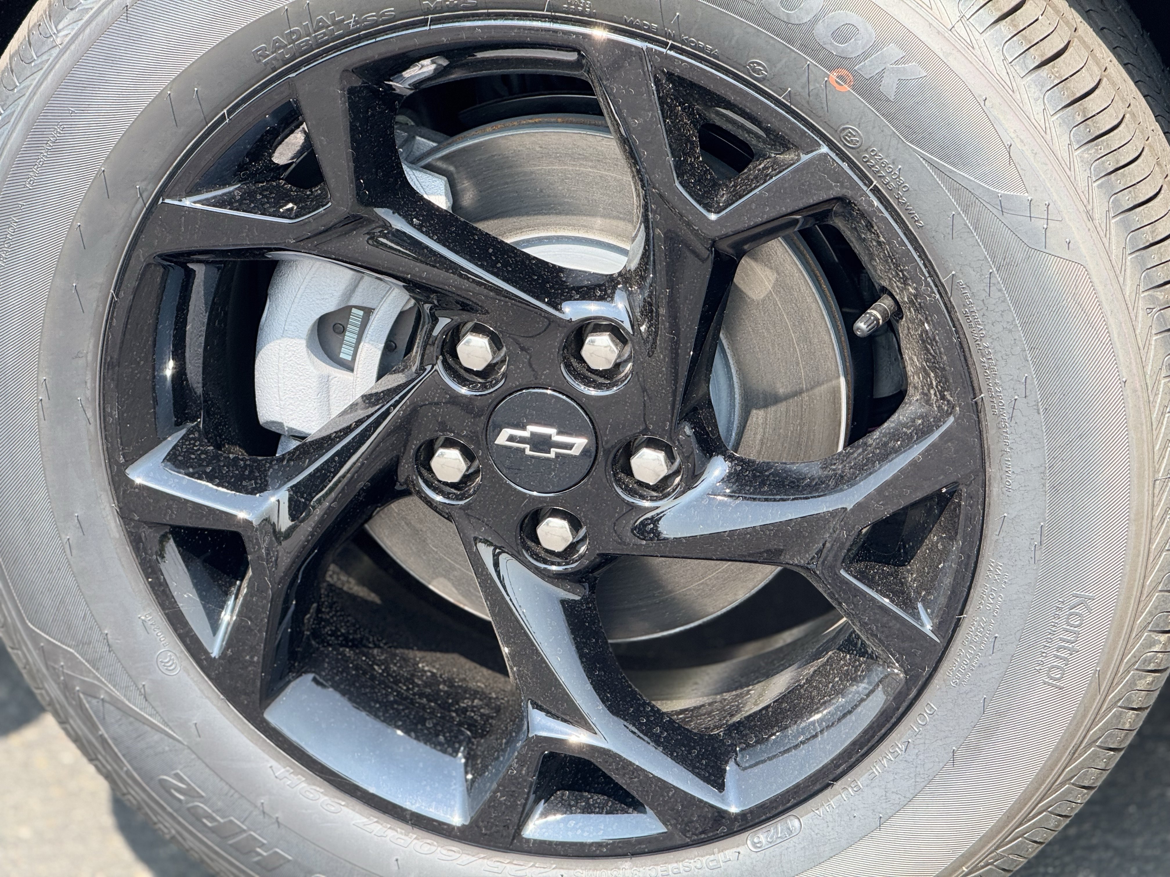 New 2026 Chevrolet Trax LT w/ Driver Confidence Package FWD image 9