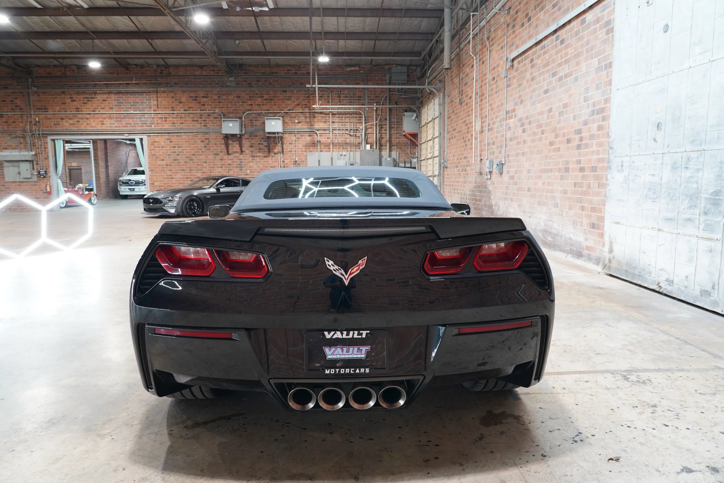 Used 2014 Chevrolet Corvette Stingray Convertible w/ 3LT Preferred Equipment Group RWD image 13
