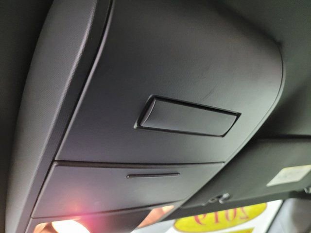 Used 2019 Dodge Grand Caravan SE image 36