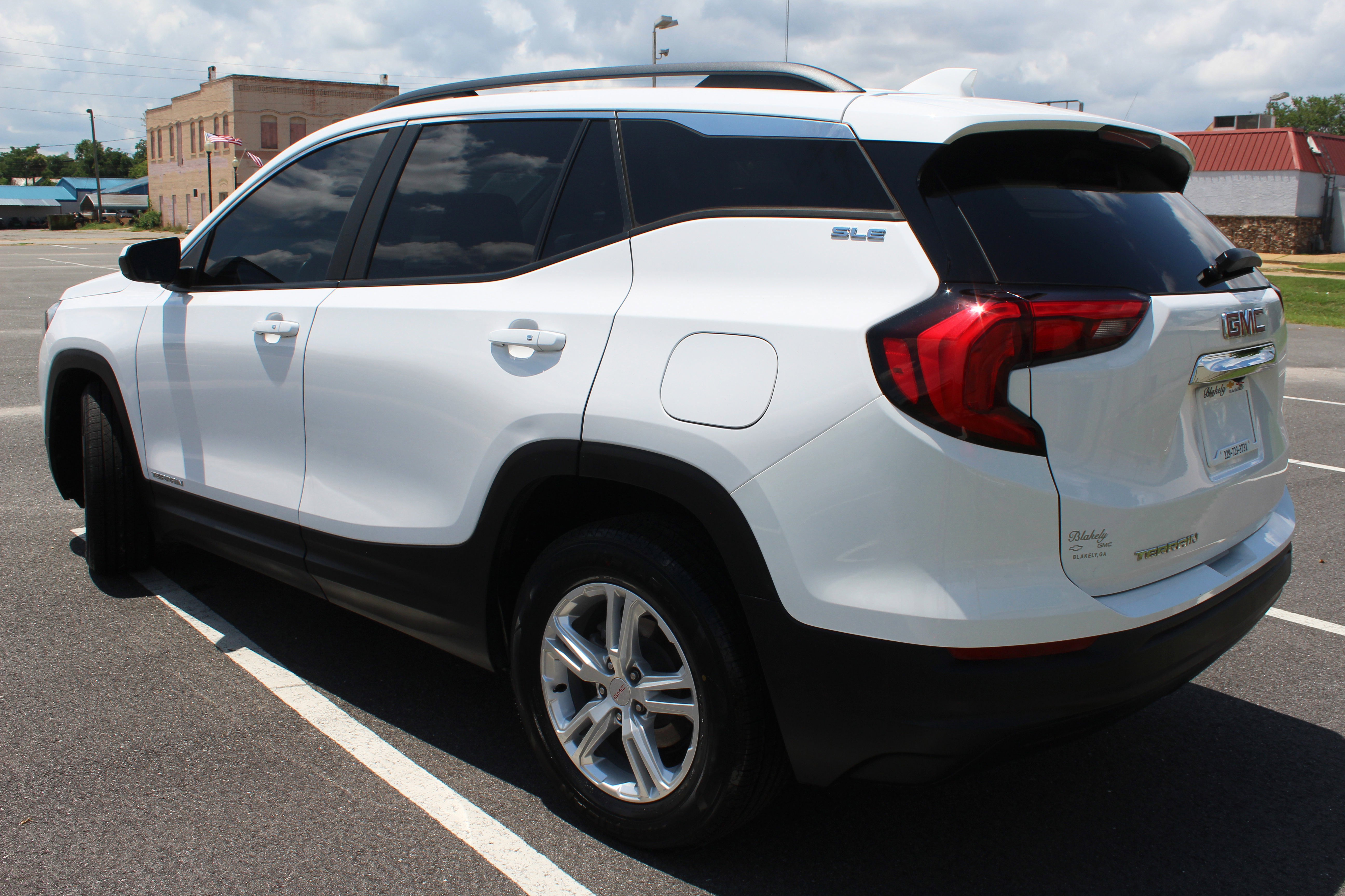 Used 2021 GMC Terrain SLE w/ Driver Convenience Package image 15