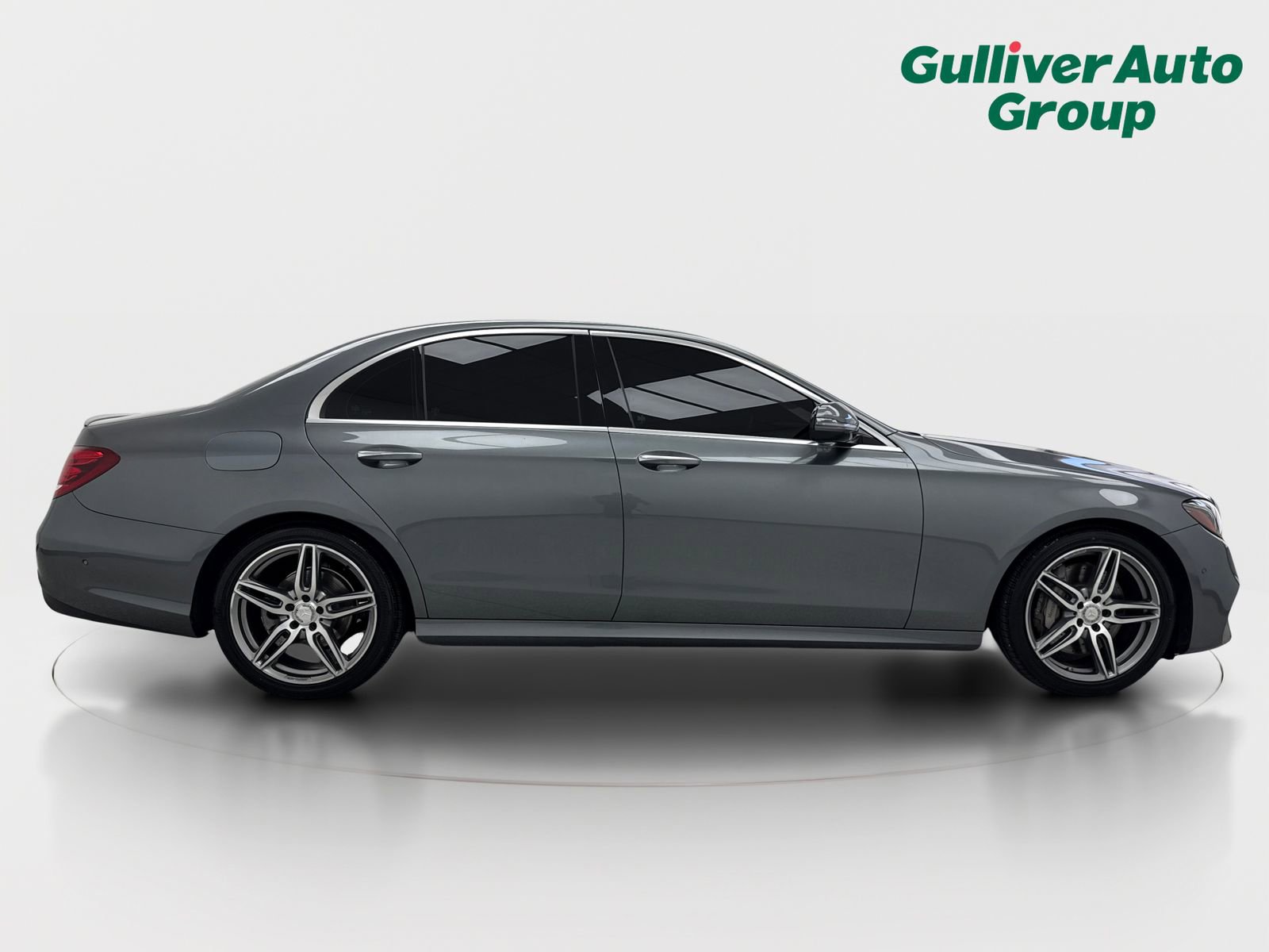 Used 2017 Mercedes-Benz E 300 image 10