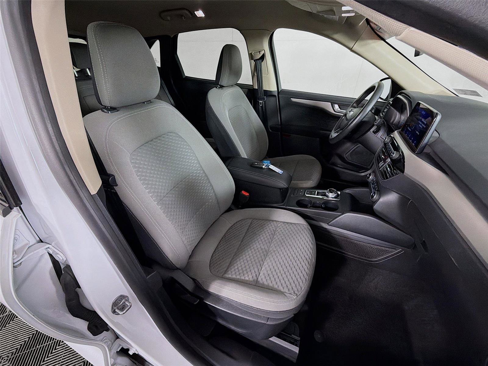 Used 2020 Ford Escape SE AWD/4WD image 26