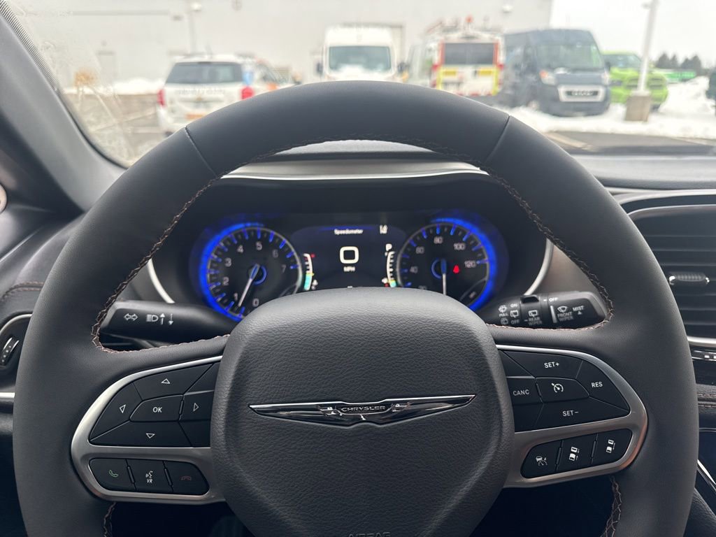 New 2026 Chrysler Pacifica Pinnacle image 25
