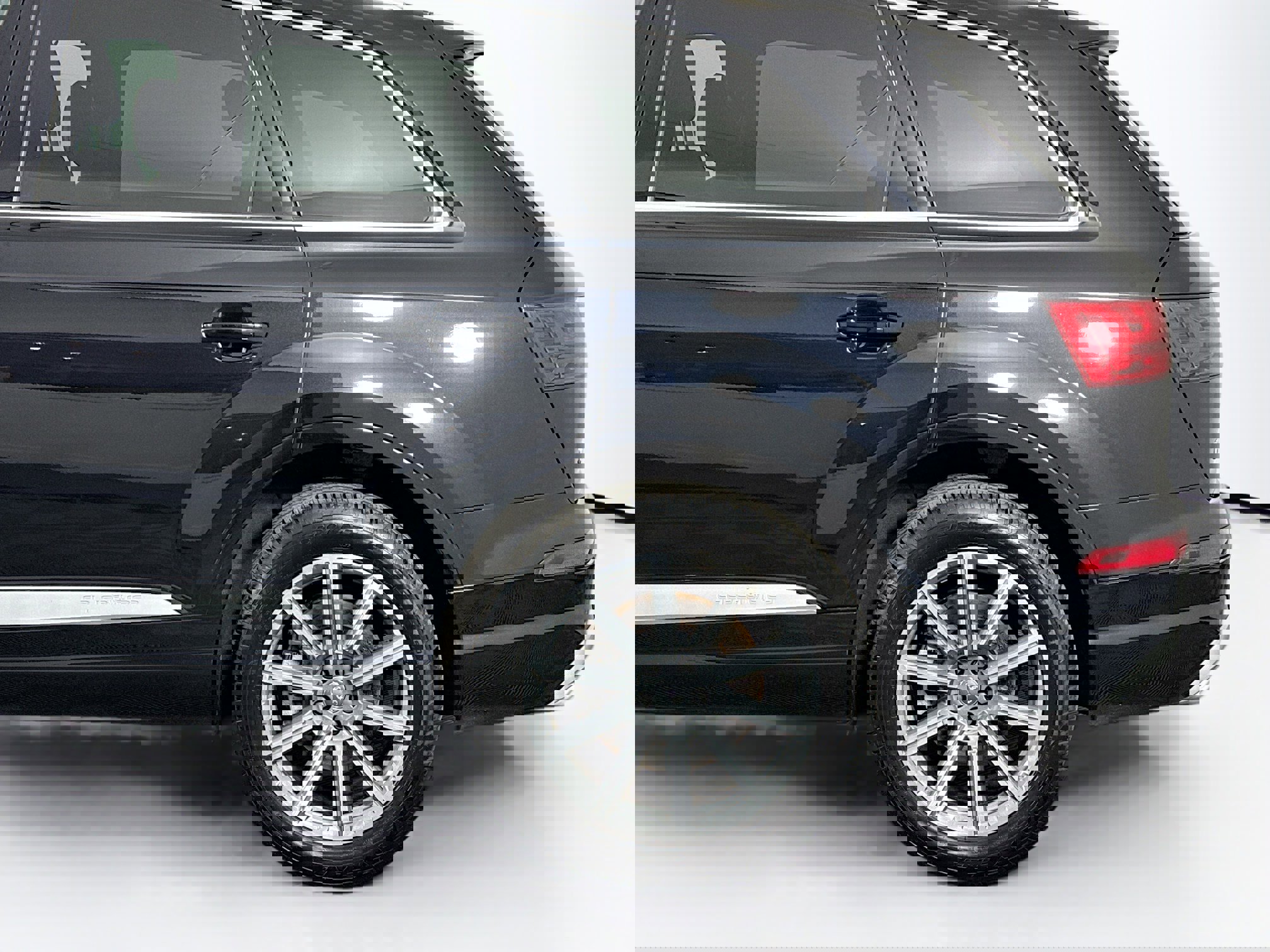 Used 2019 Audi Q7 3.0T Premium Plus w/ Premium Plus Package image 41