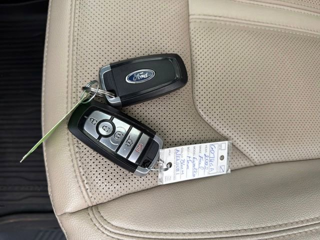 Used 2022 Ford Expedition Max Limited image 33