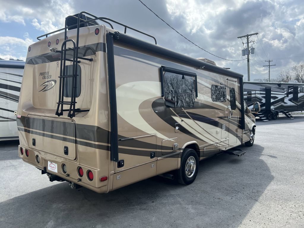 Used 2017 Ford E-450 and Econoline 450 Super Duty w/ Motorhome Prep Package image 39