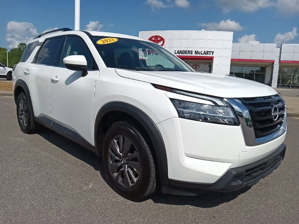 Used 2022 Nissan Pathfinder SV w/ SV Premium Package image 1