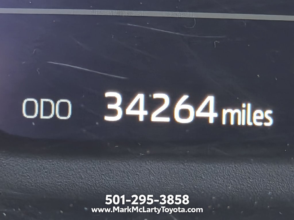 Used 2024 Toyota Sequoia Platinum AWD/4WD image 29