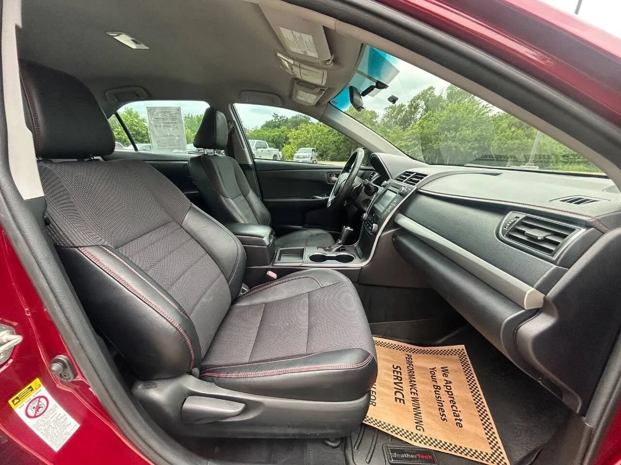 Used 2017 Toyota Camry SE FWD image 15