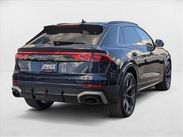Certified 2025 Audi RS Q8 performance AWD/4WD image 5