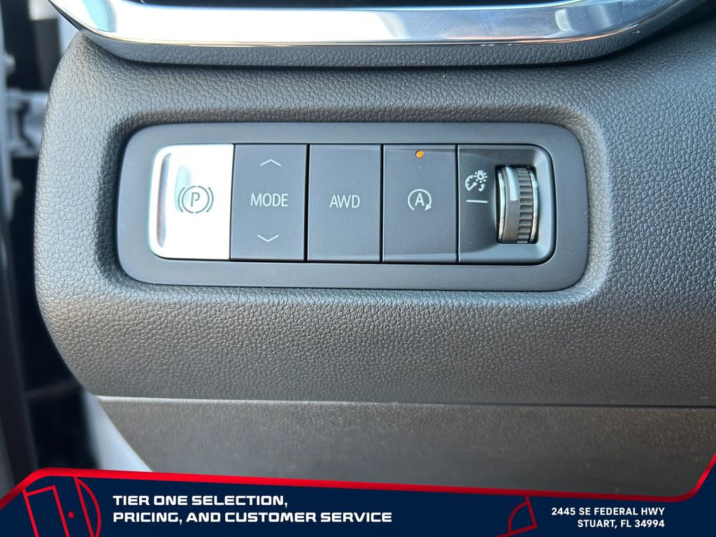 New 2026 GMC Acadia Denali Ultimate AWD/4WD image 17