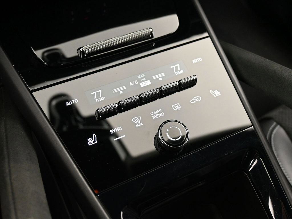 Certified 2024 Porsche Cayenne Turbo GT AWD/4WD image 22