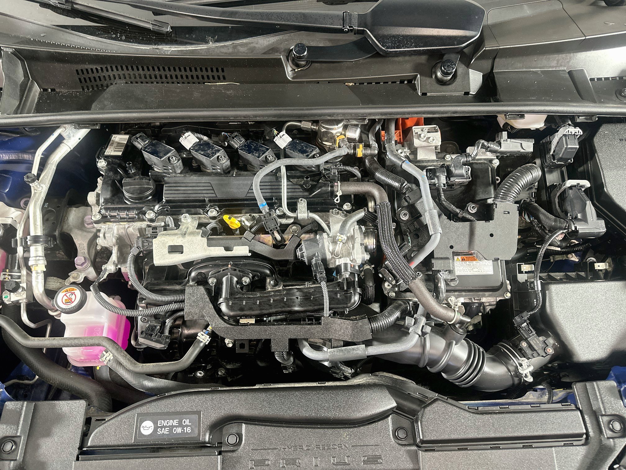 Used 2024 Toyota Prius LE FWD image 31