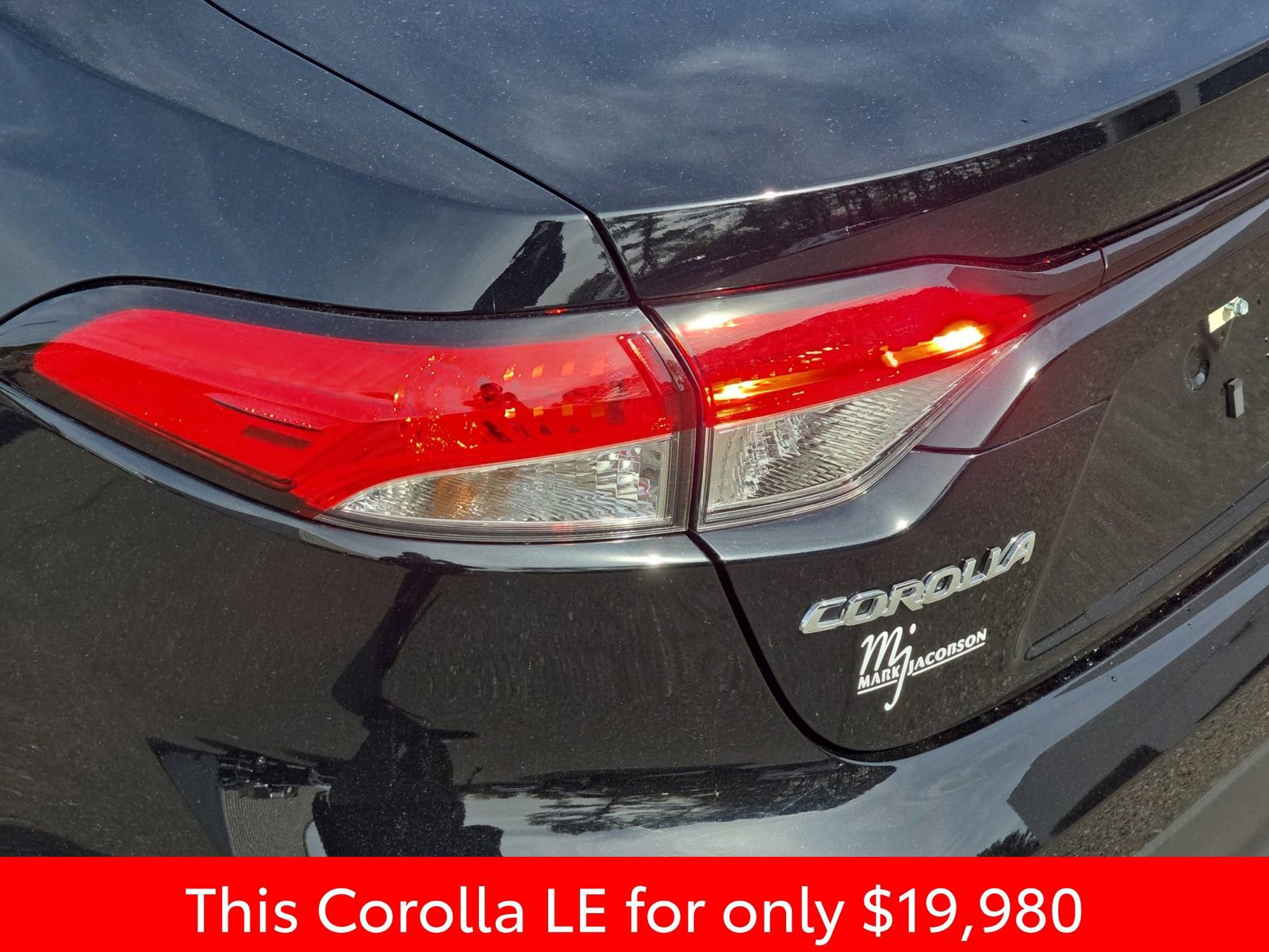 Used 2024 Toyota Corolla LE image 39