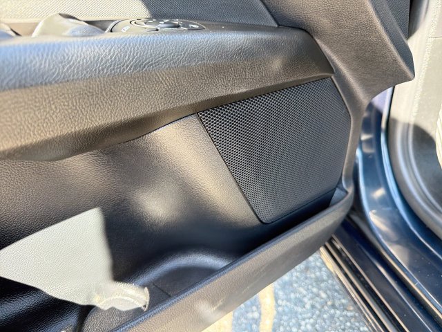 Used 2020 Ford Fusion SE FWD image 23