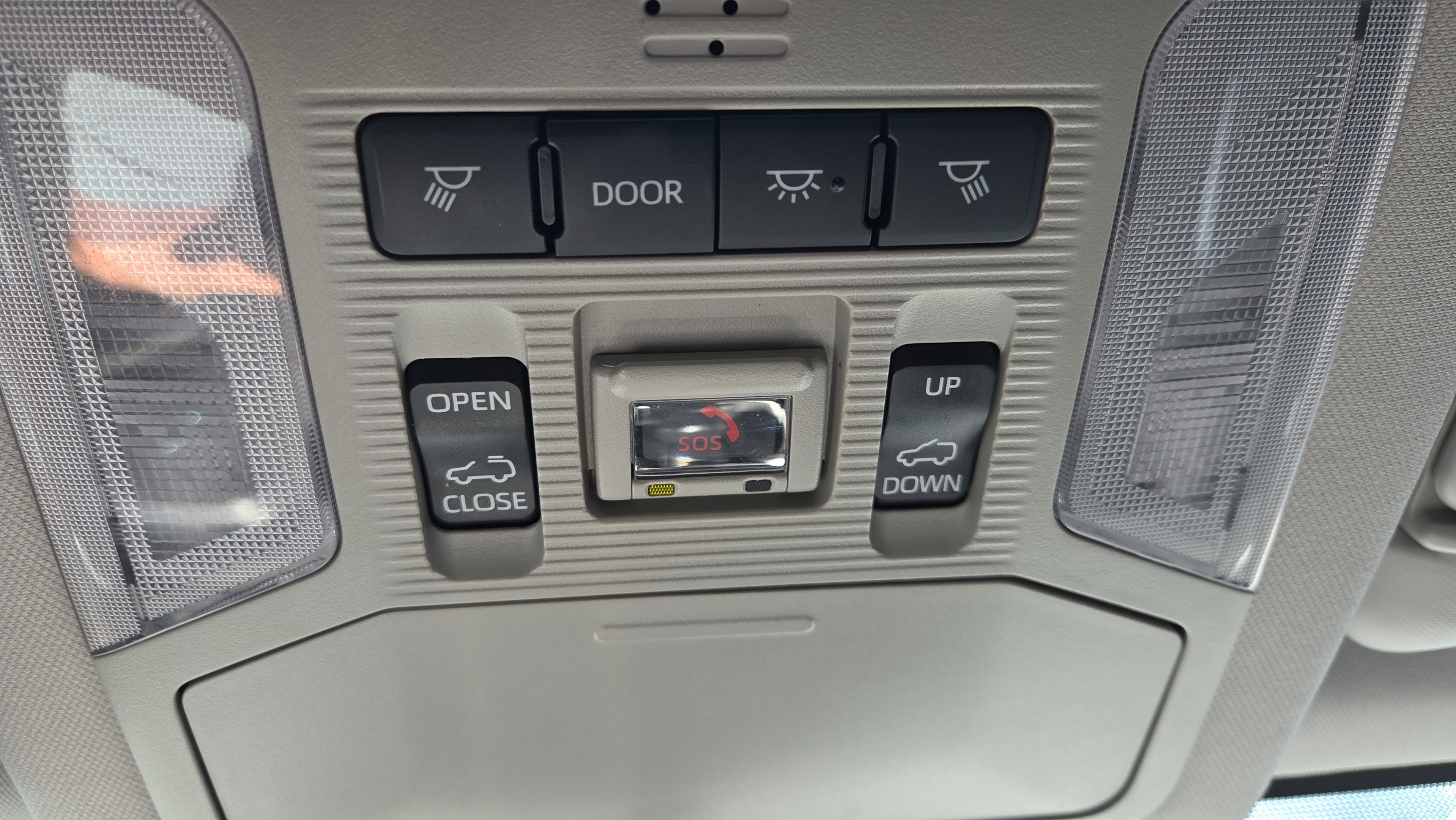 Used 2023 Toyota RAV4 XLE w/ Convenience Package FWD image 26
