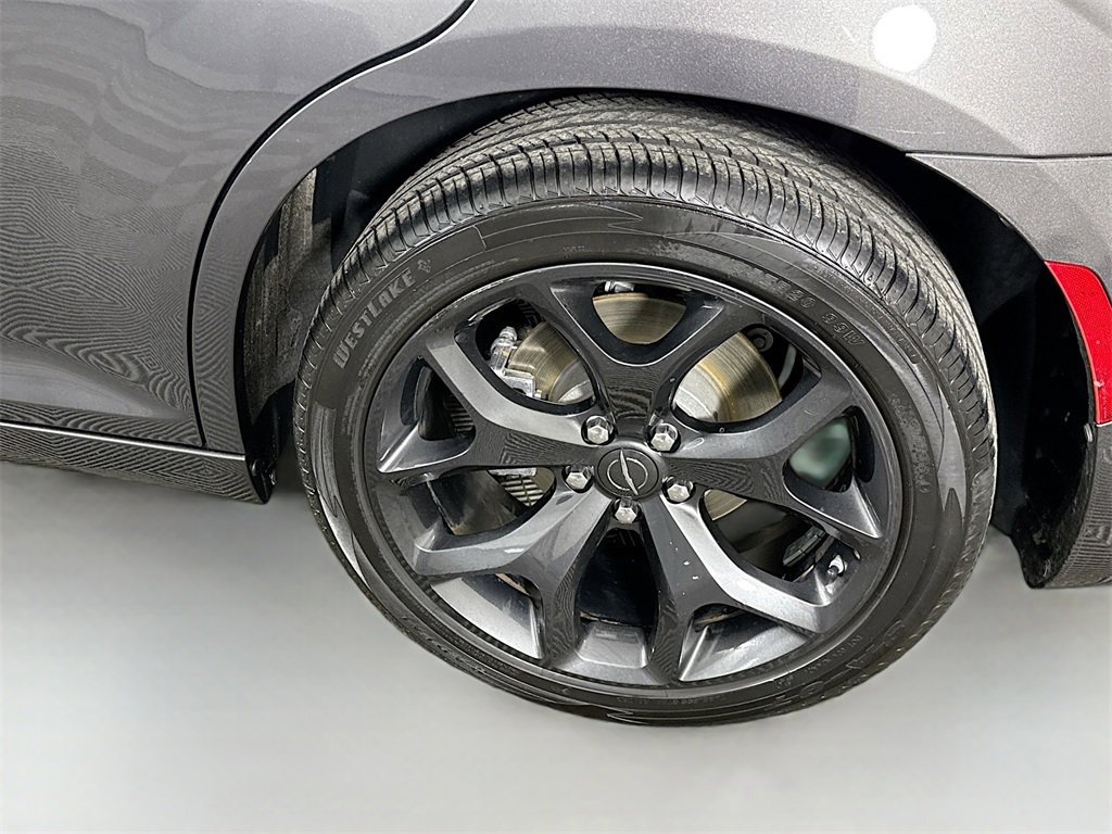 Used 2023 Chrysler 300 S image 36