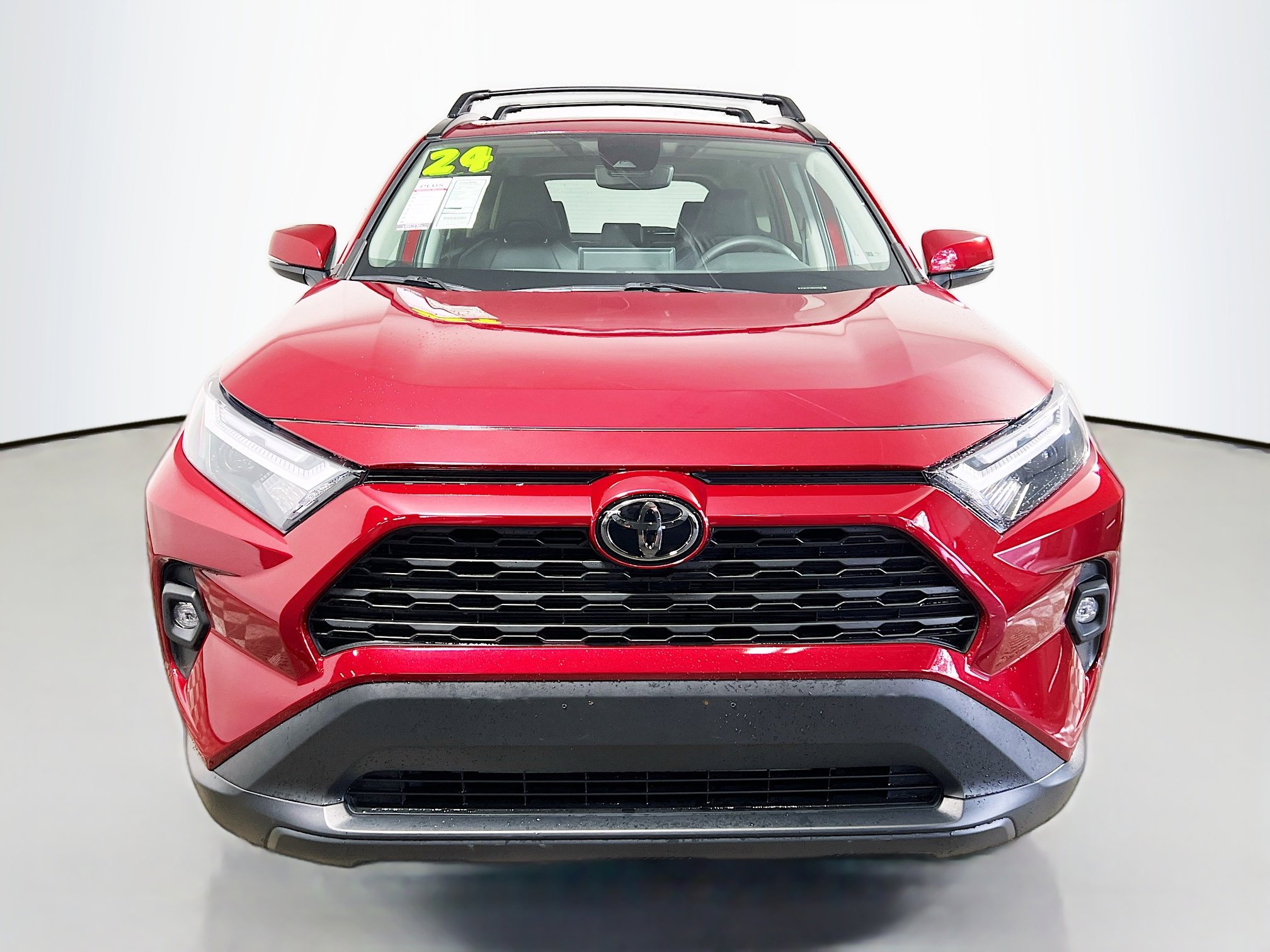 Used 2024 Toyota RAV4 XLE Premium image 11