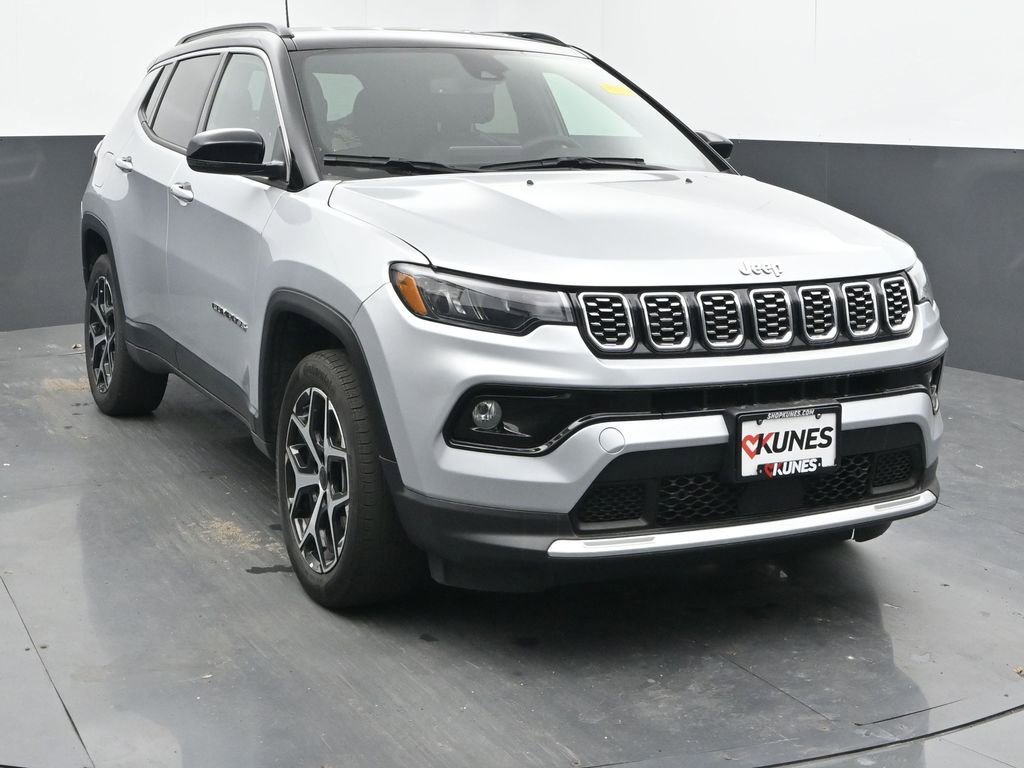 Used 2025 Jeep Compass Limited AWD/4WD image 3