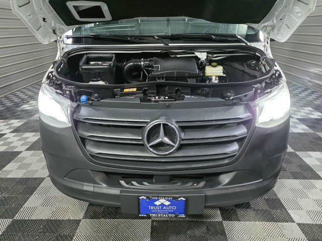 Used 2020 Mercedes-Benz Sprinter 2500 image 28