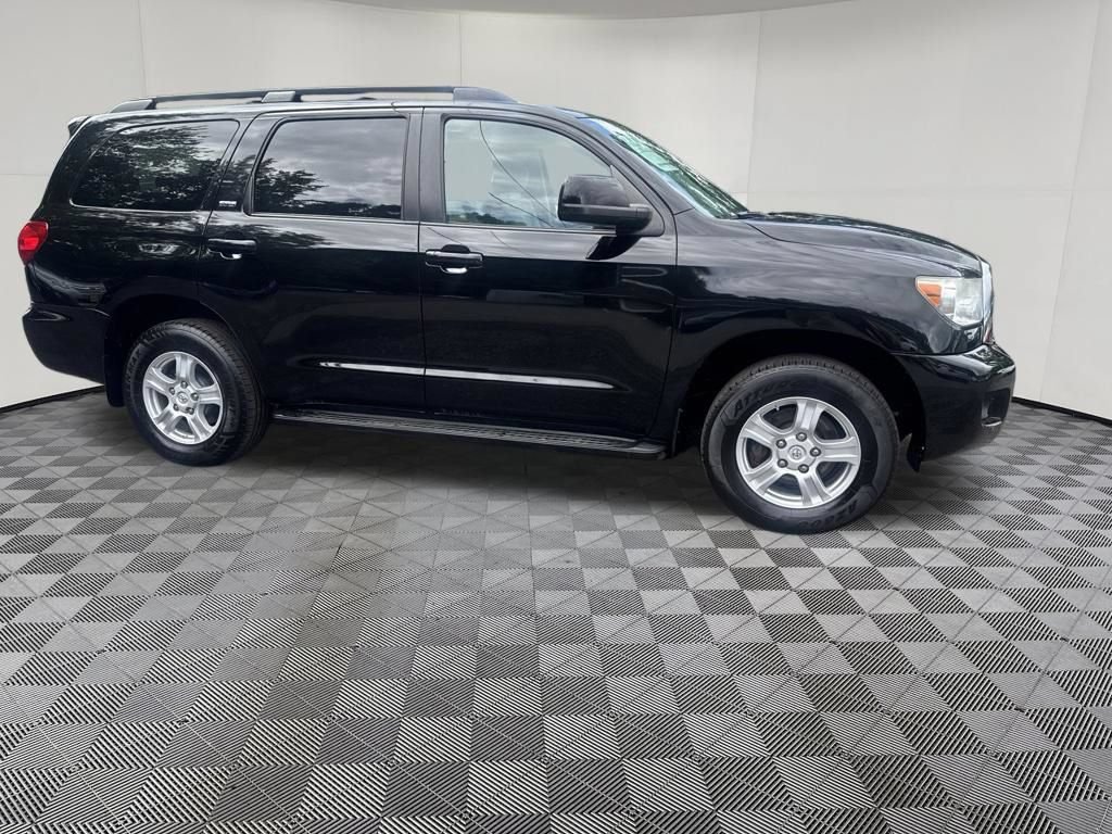 Used 2012 Toyota Sequoia SR5 AWD/4WD image 6